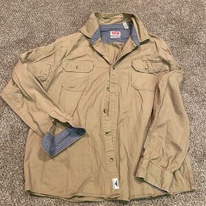 Men’s Collared 2XL Wrangler Button Down Shirt